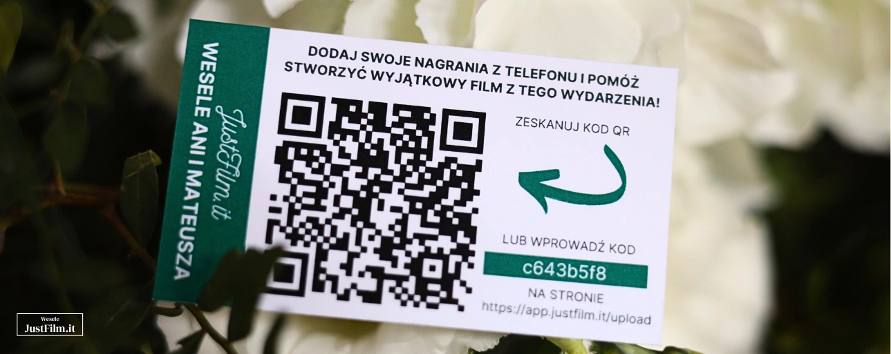 QR code on a wedding place card