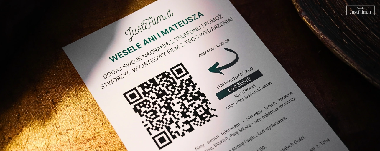 Panna Młoda sesja zdjęciowa w domu przed weselem